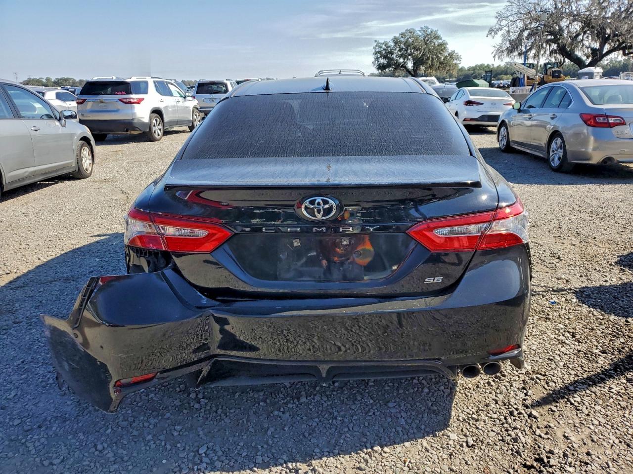 2019 TOYOTA CAMRY L photo 6