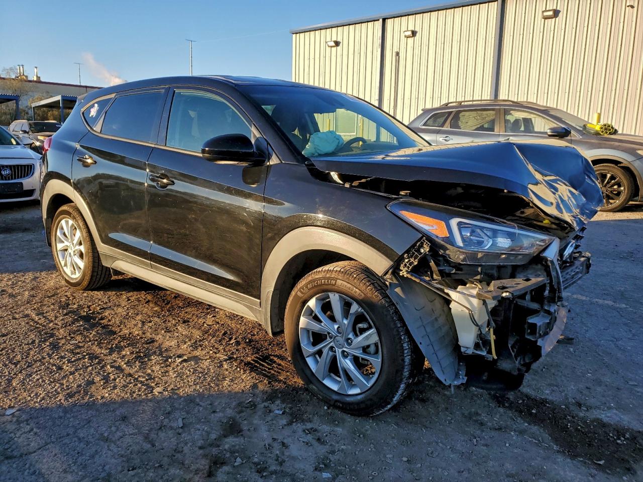 2021 HYUNDAI TUCSON SE photo 4