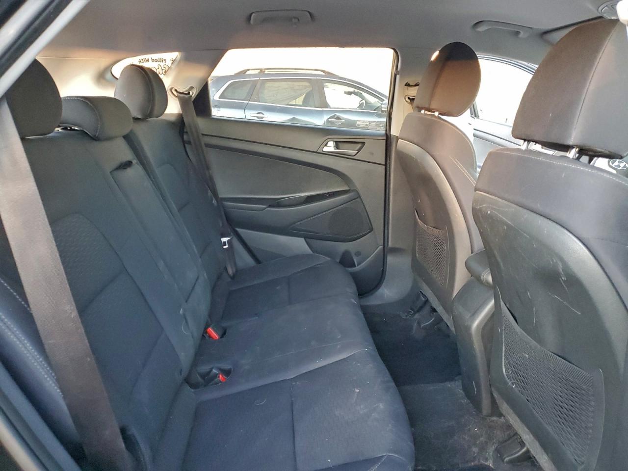 2021 HYUNDAI TUCSON SE photo 11
