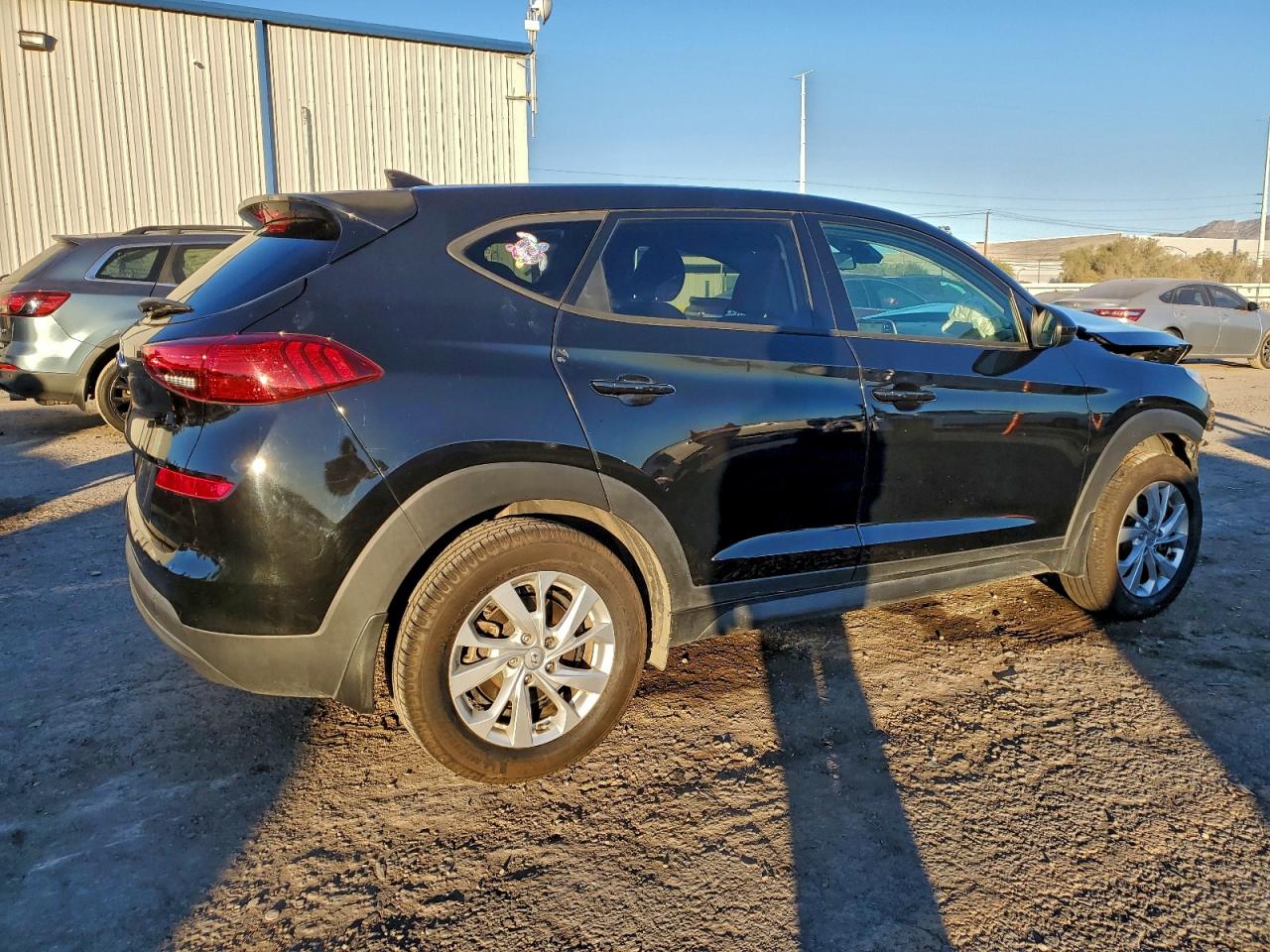 2021 HYUNDAI TUCSON SE photo 3