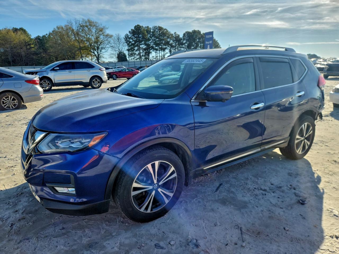2017 NISSAN ROGUE
