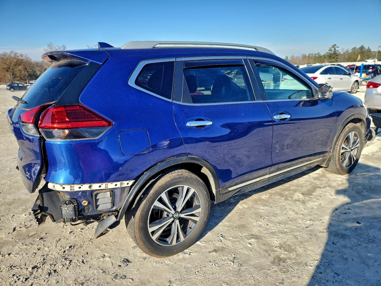 2017 NISSAN ROGUE S photo 3