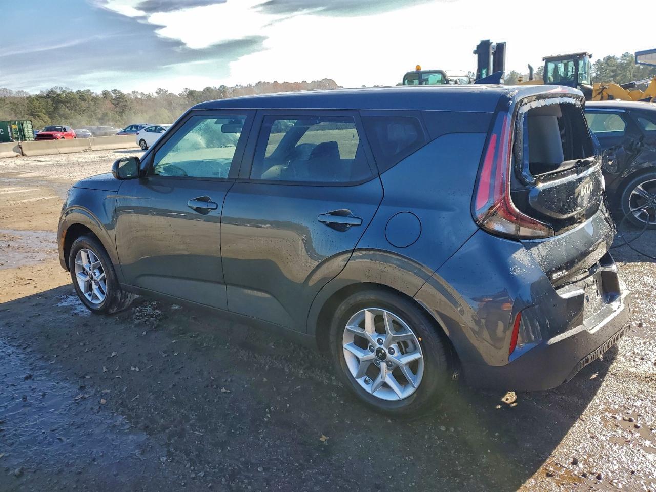 2025 KIA SOUL LX photo 2
