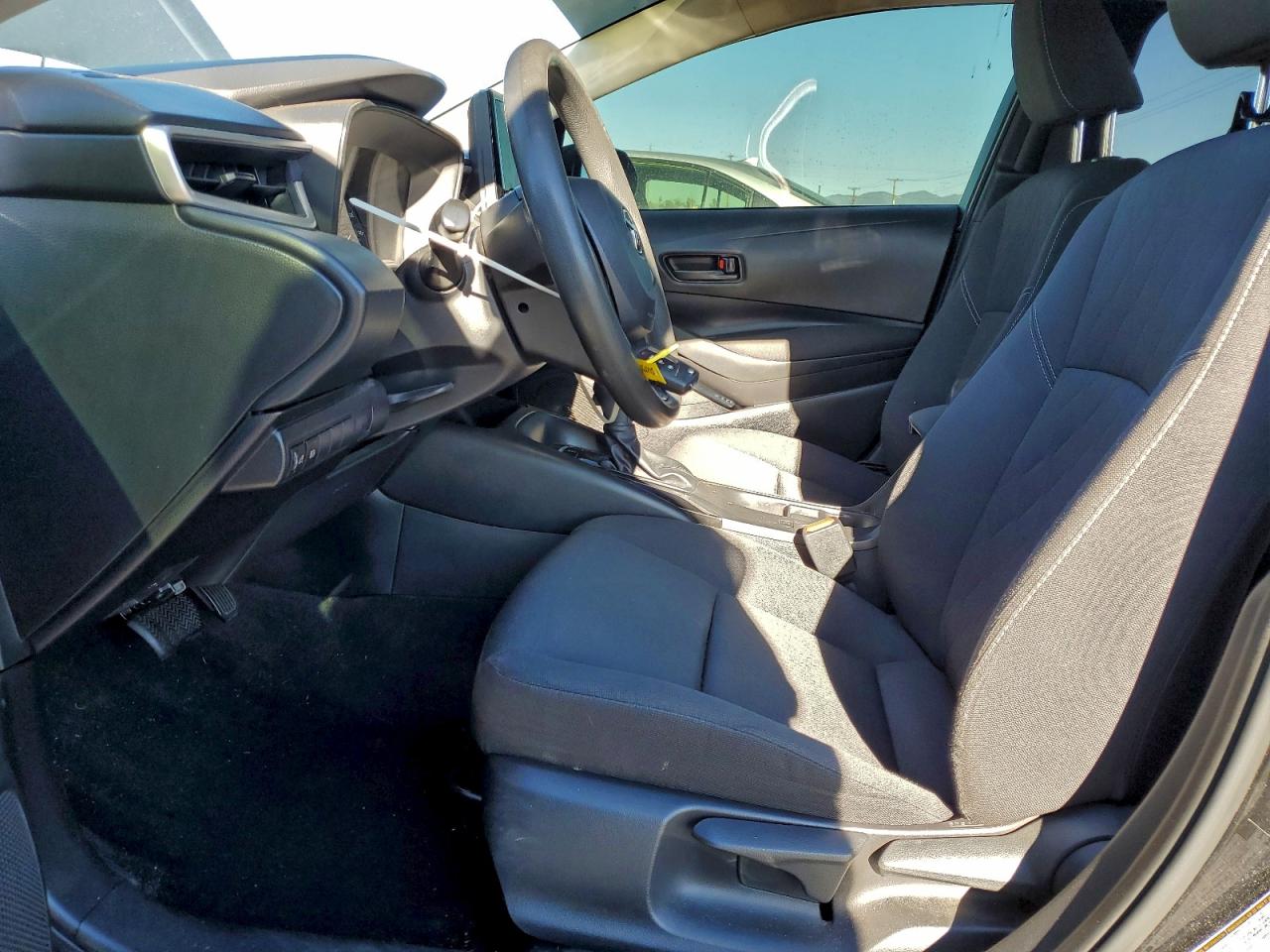 2023 TOYOTA COROLLA LE photo 7