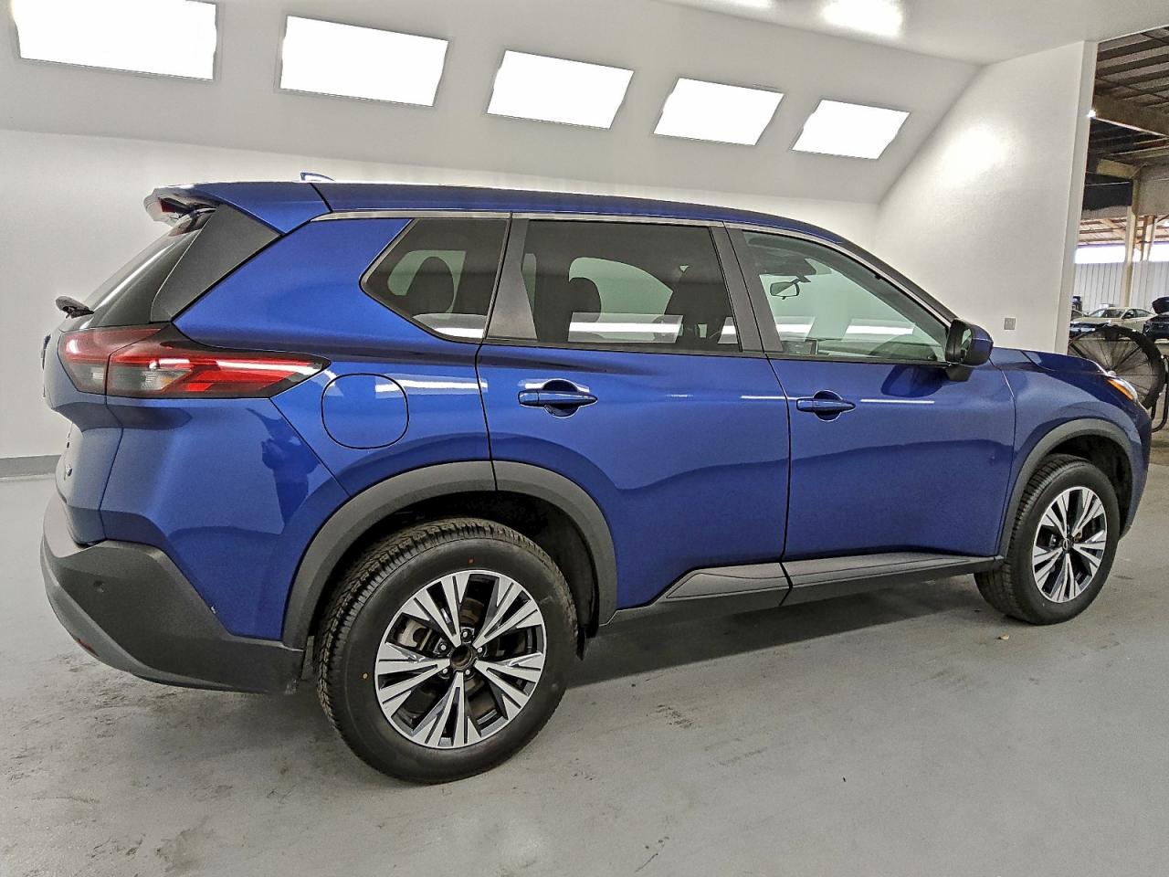 2023 NISSAN ROGUE SV photo 3