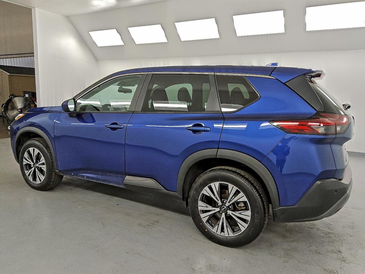 2023 NISSAN ROGUE SV photo 2
