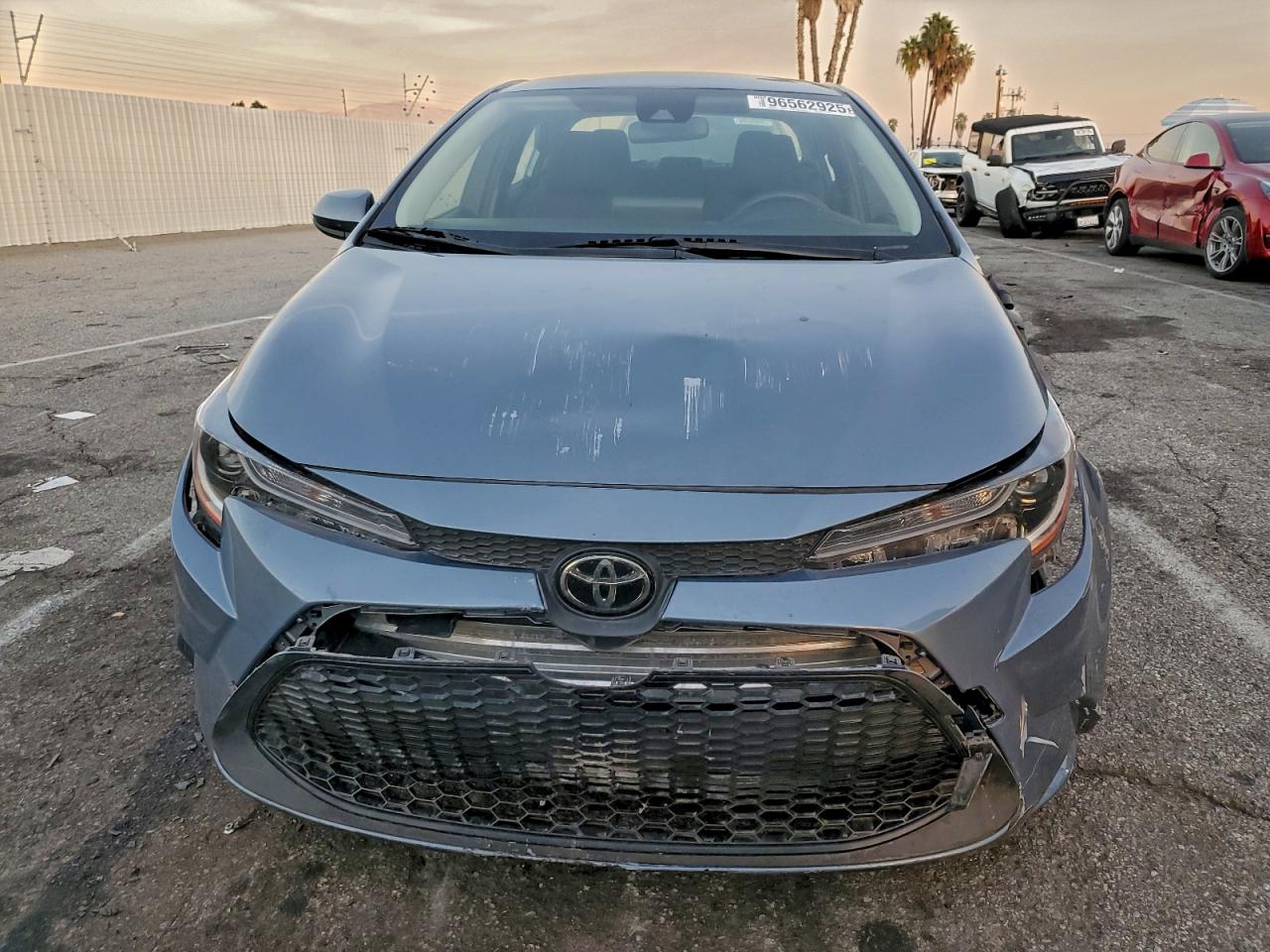 2022 TOYOTA COROLLA LE photo 5