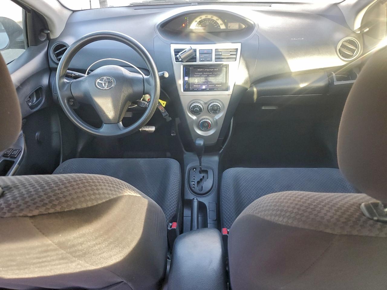 2007 TOYOTA YARIS photo 8