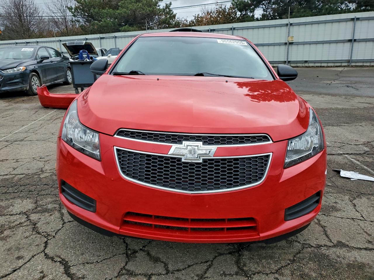 2014 CHEVROLET CRUZE LS photo 5