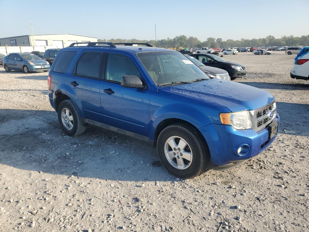 2012 FORD ESCAPE SEL photo 4
