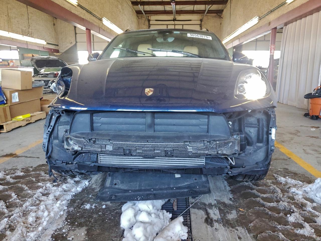 2018 PORSCHE MACAN photo 5