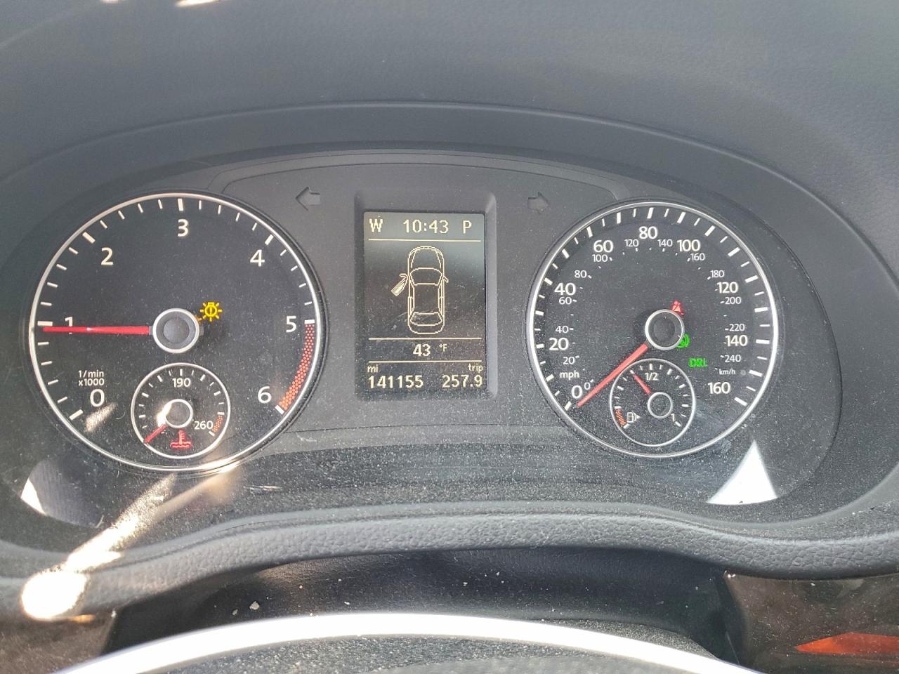 2015 VOLKSWAGEN PASSAT SEL photo 9