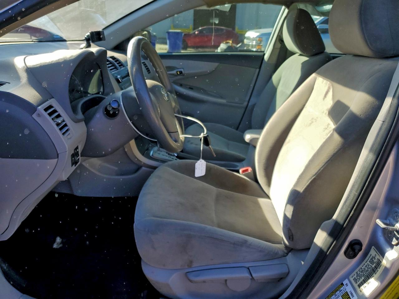 2010 TOYOTA COROLLA BASE photo 7