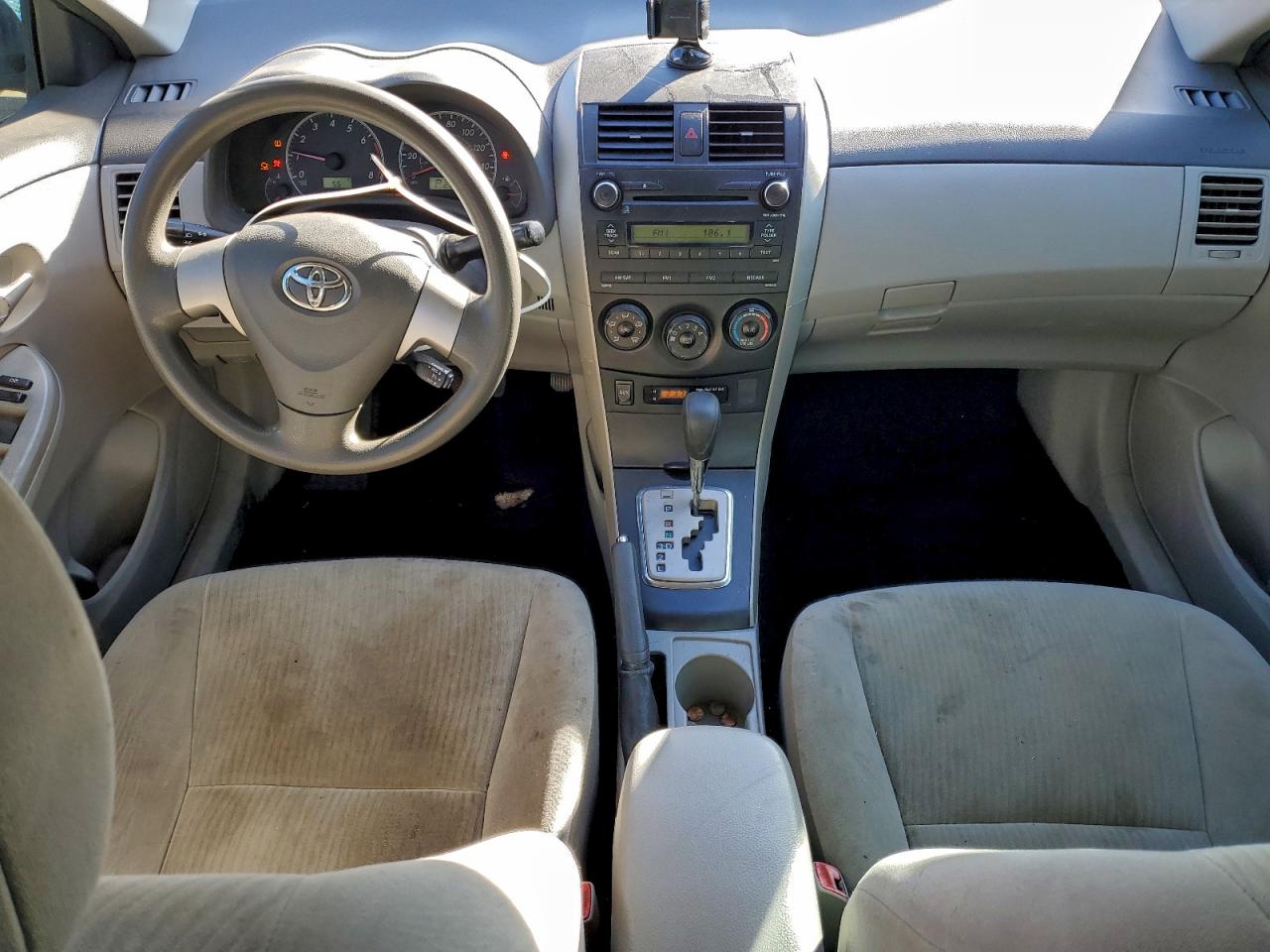 2010 TOYOTA COROLLA BASE photo 8