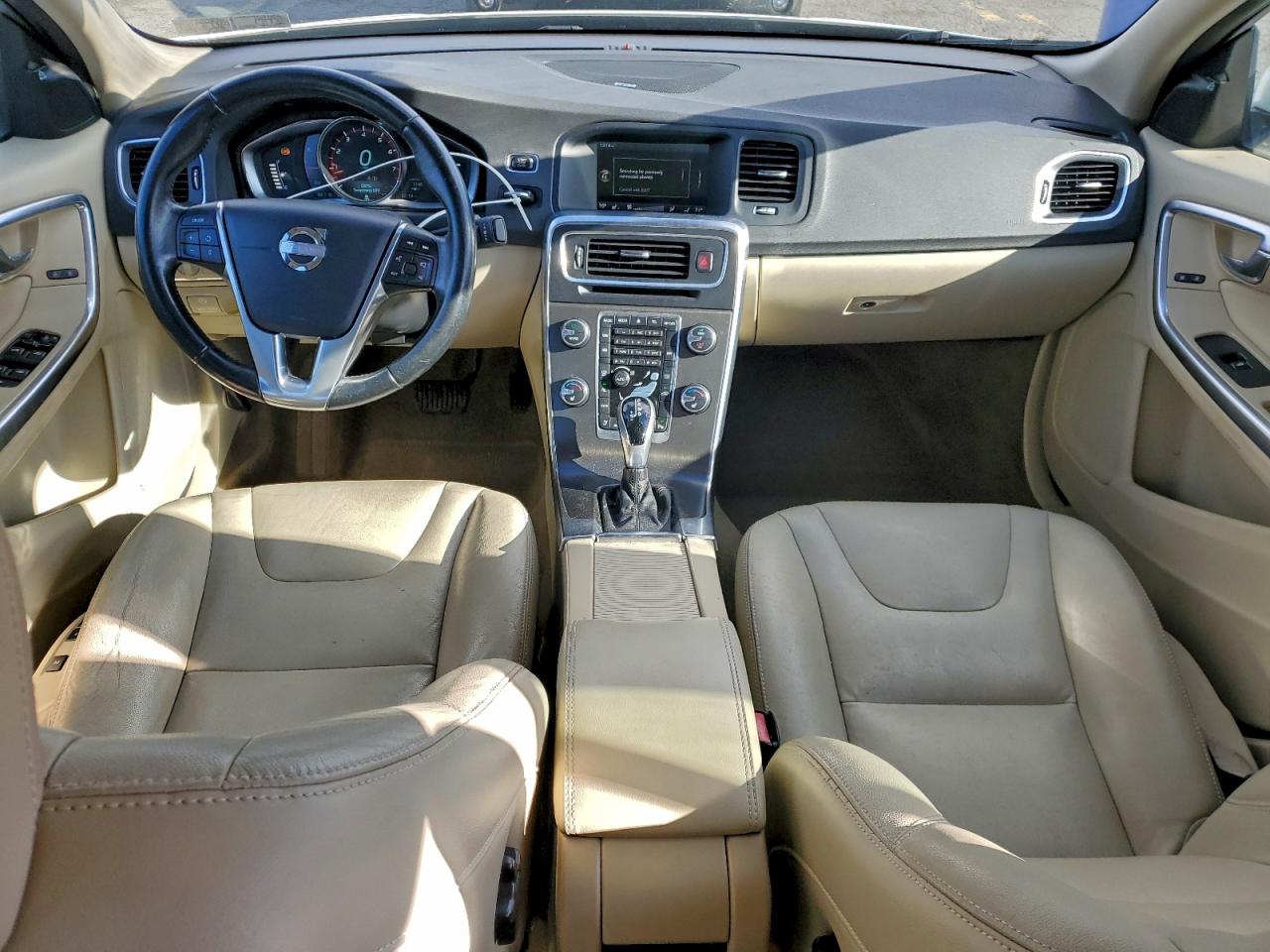 2015 VOLVO S60 PLATINUM photo 8