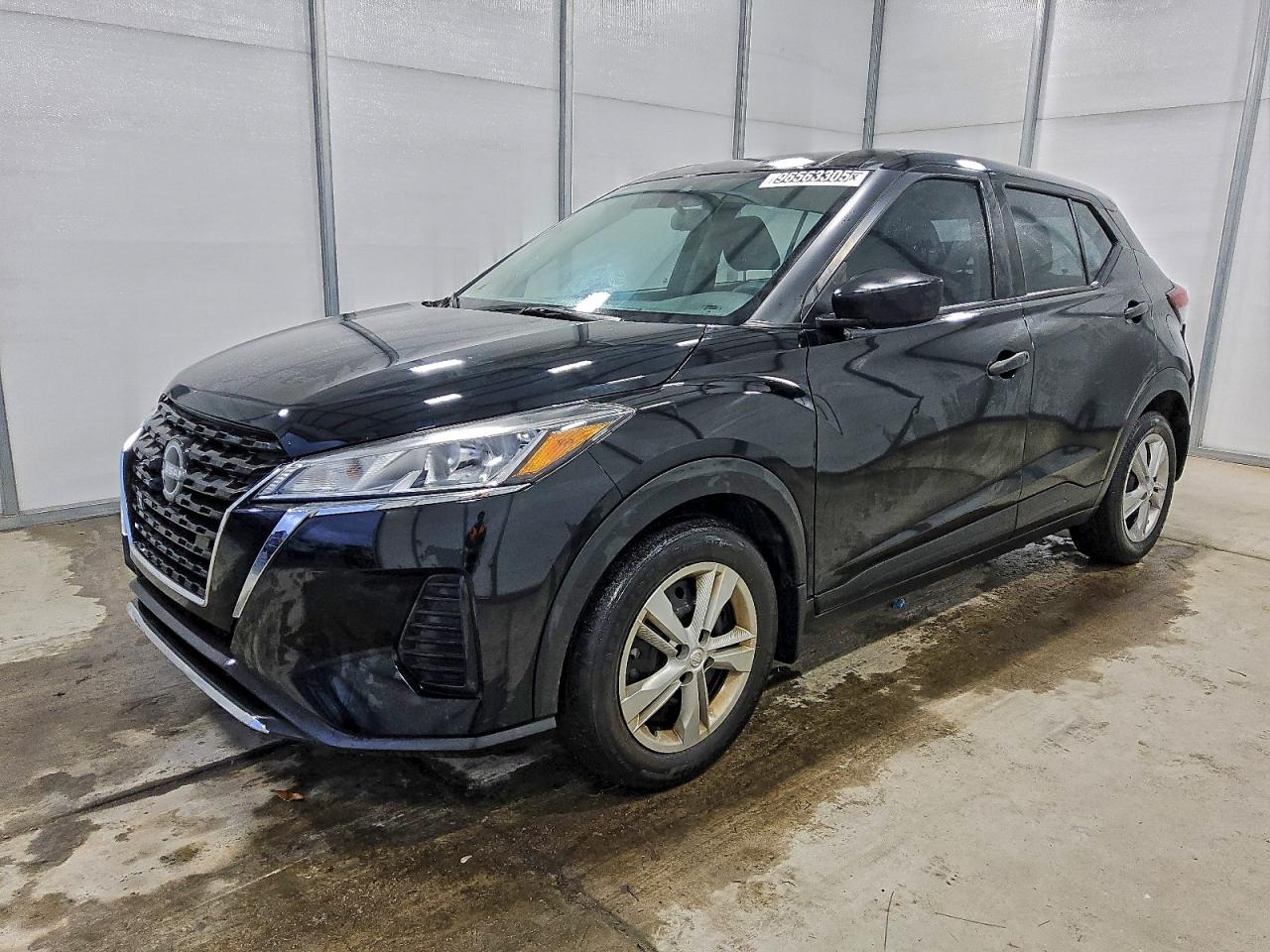 2023 NISSAN KICKS