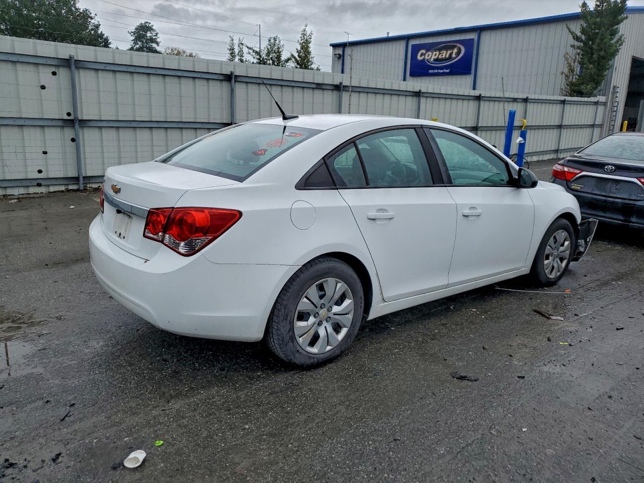 2013 CHEVROLET CRUZE LS photo 3