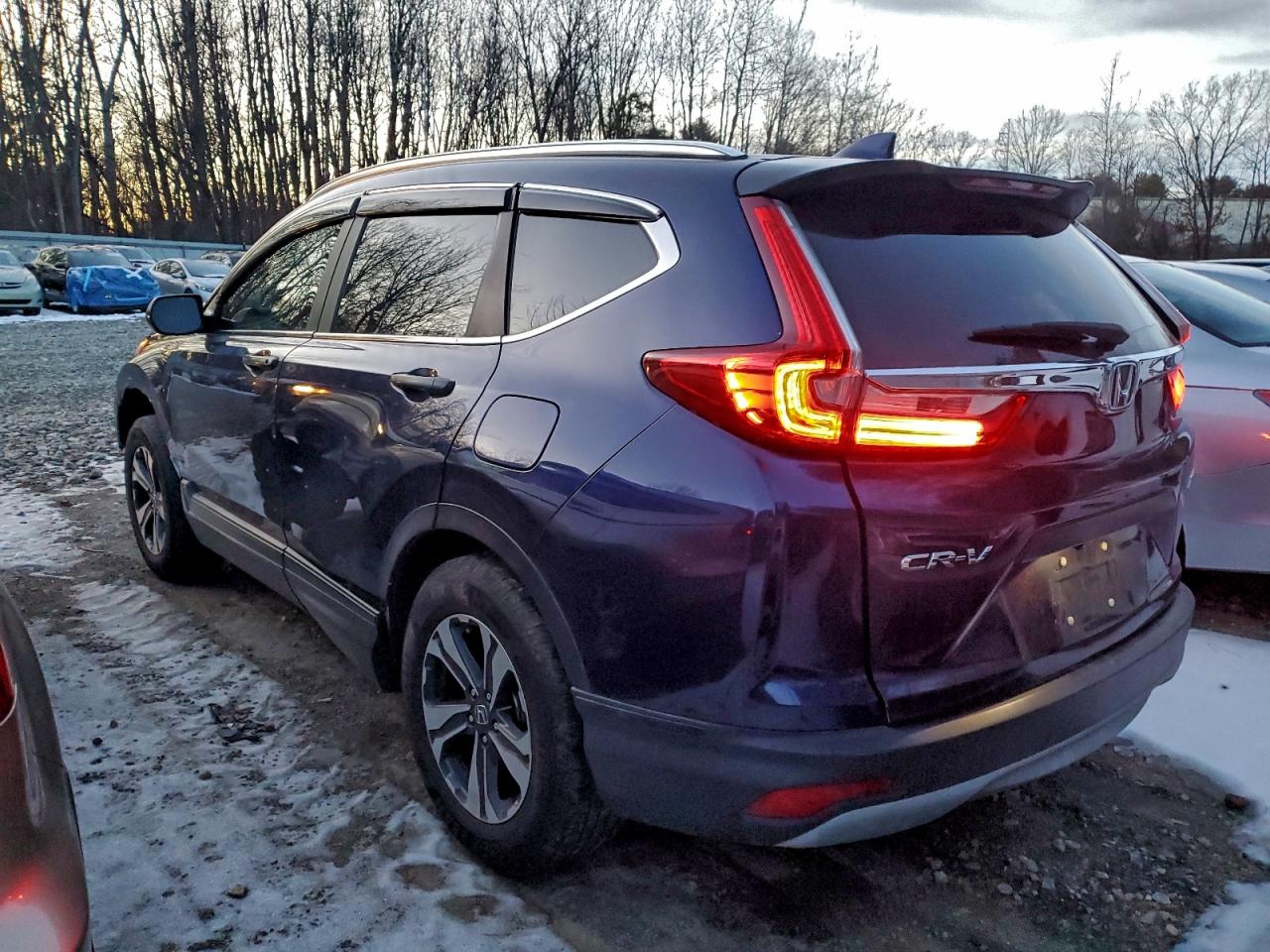 2017 HONDA CR-V LX photo 2
