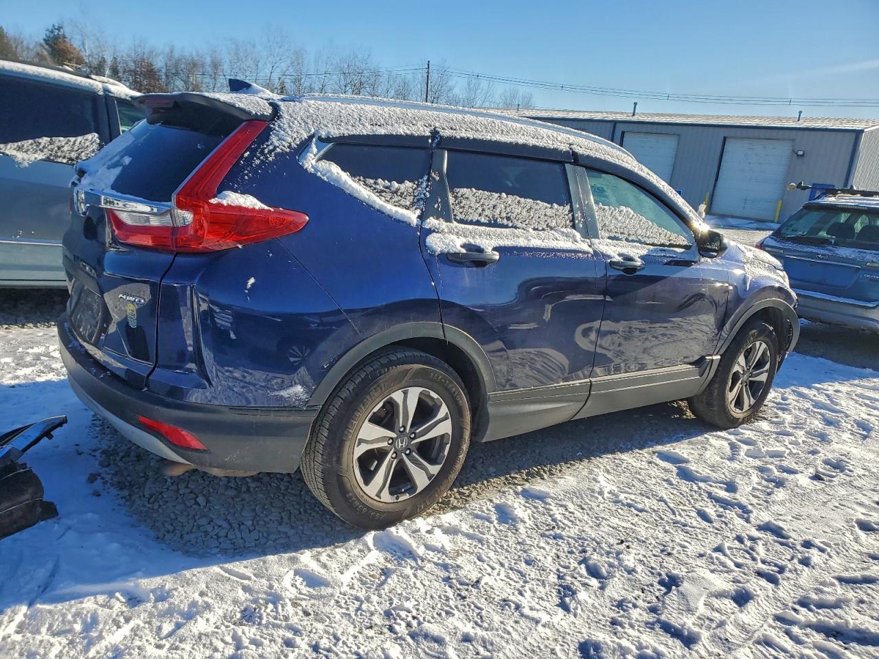 2017 HONDA CR-V LX photo 3