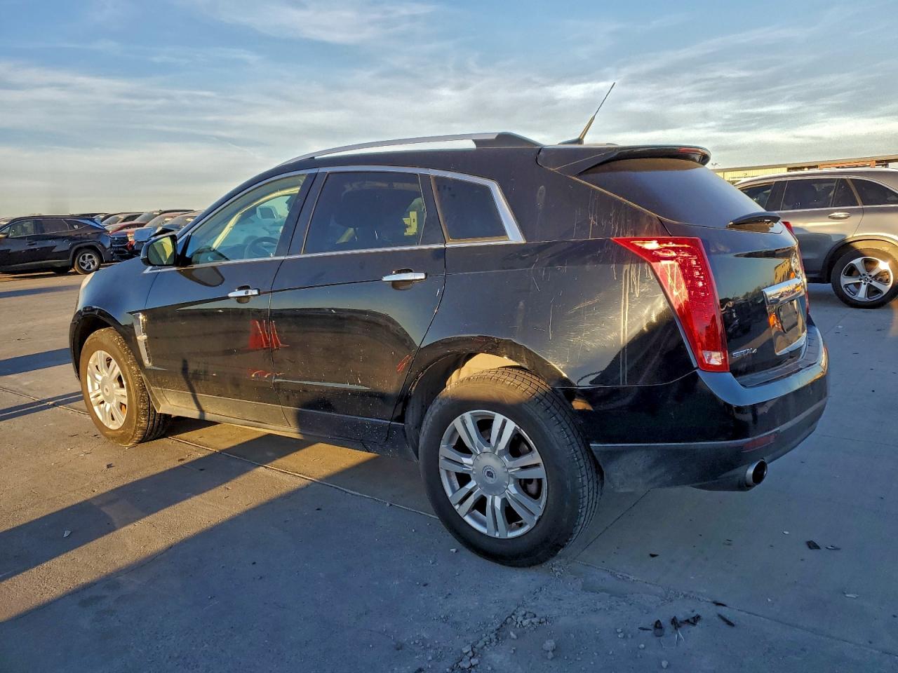 2012 CADILLAC SRX LUXURY COLLECTION photo 2