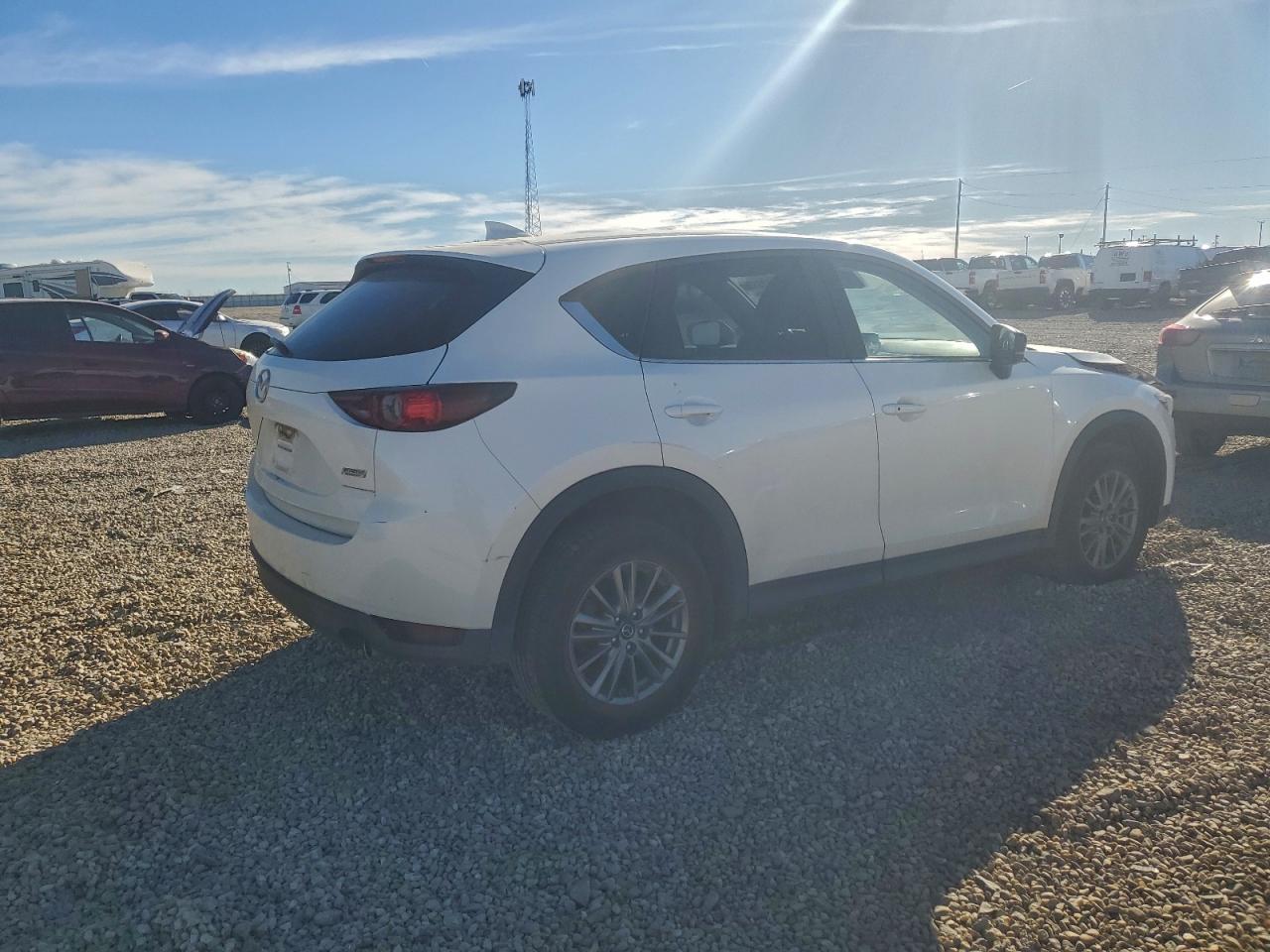 2017 MAZDA CX-5 TOURING photo 3