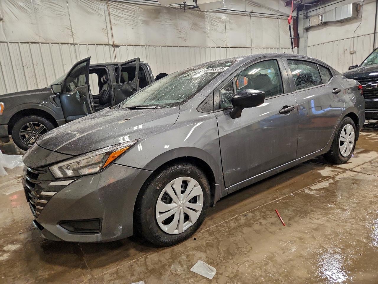 2025 NISSAN VERSA