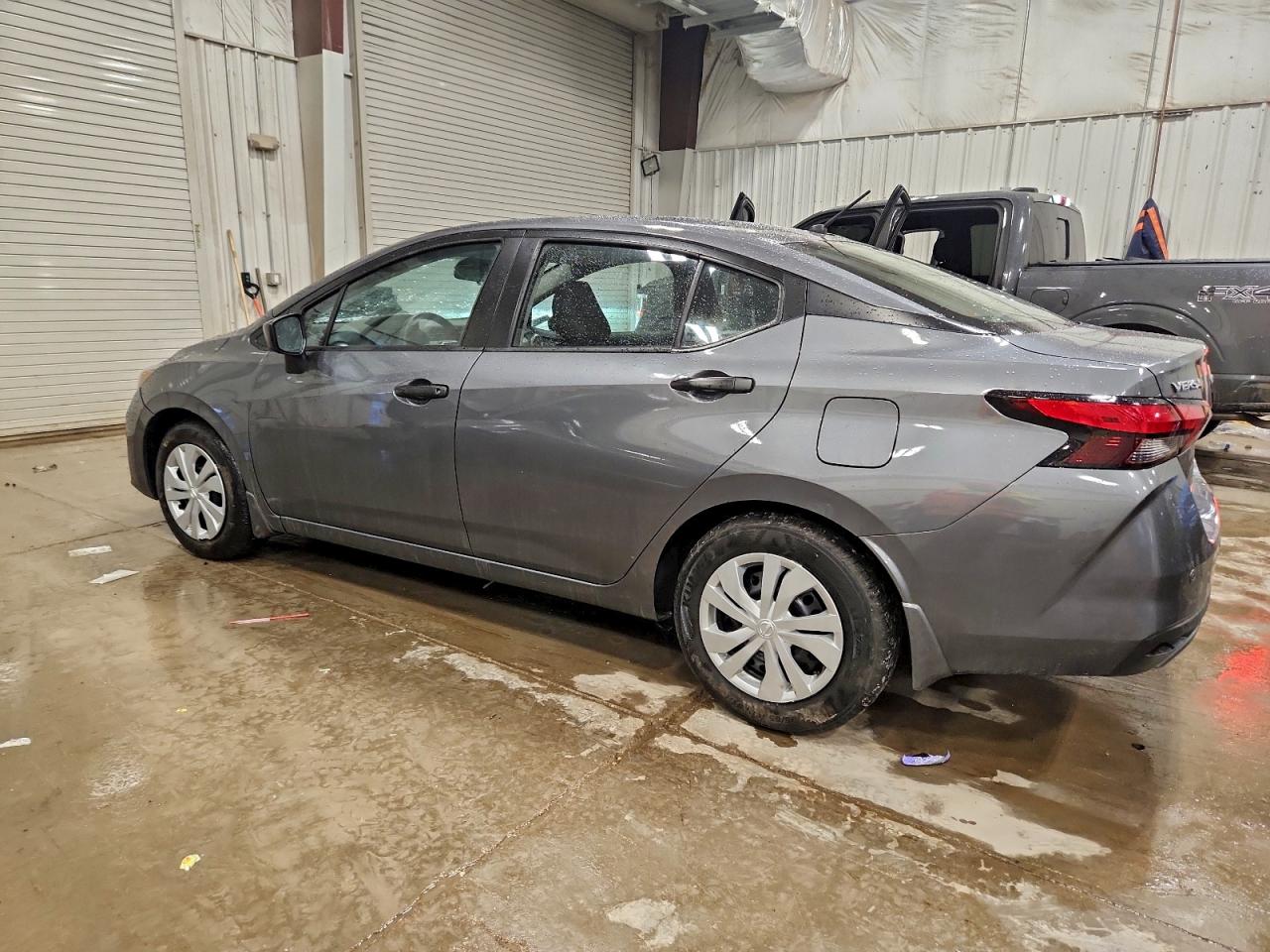 2025 NISSAN VERSA S photo 2