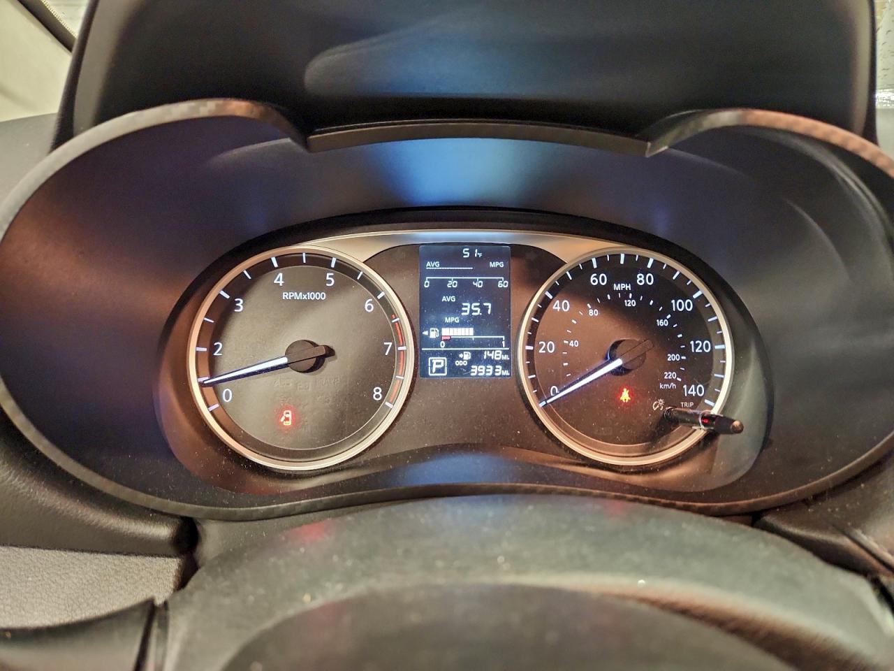 2025 NISSAN VERSA S photo 9