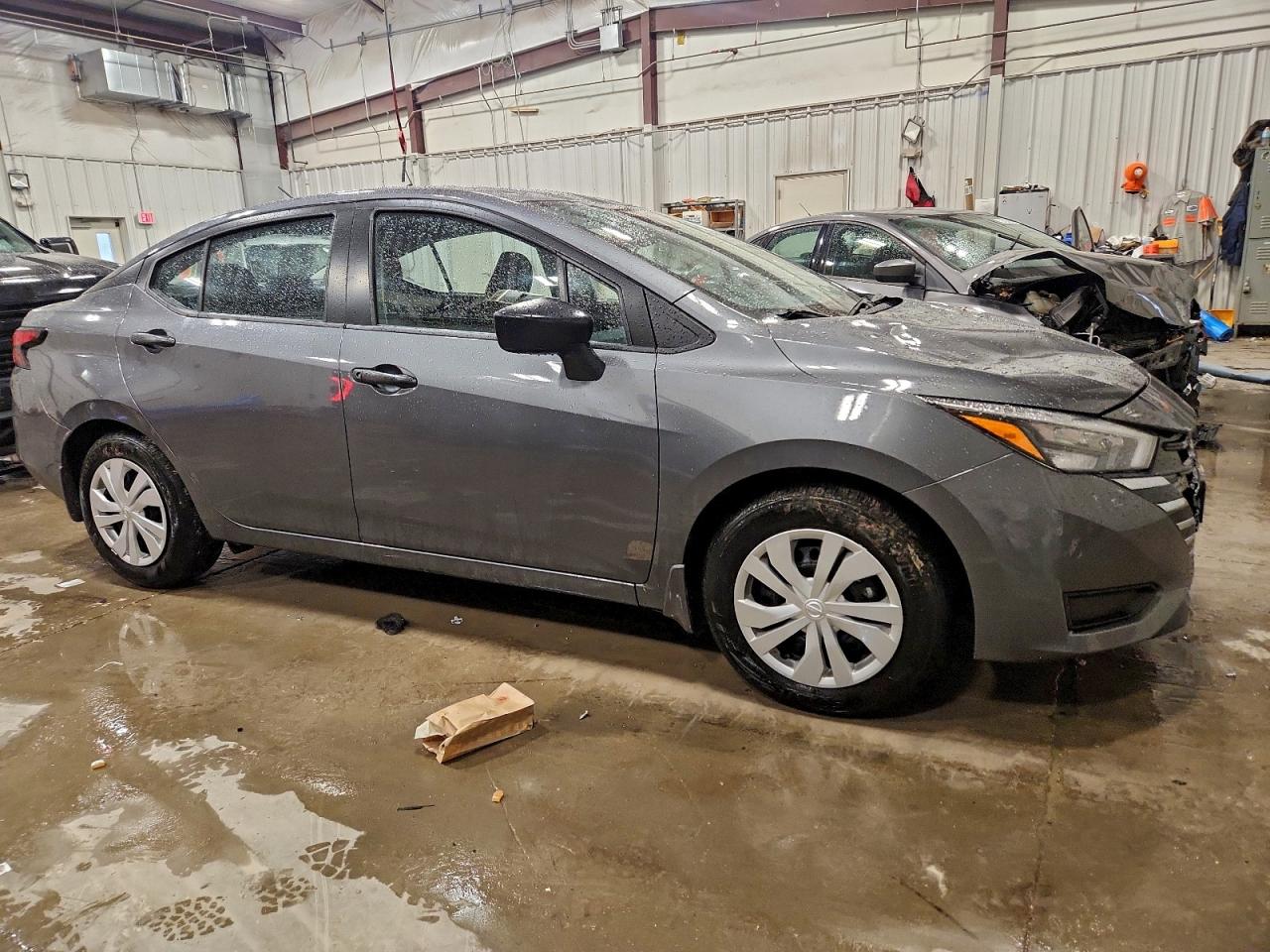 2025 NISSAN VERSA S photo 4