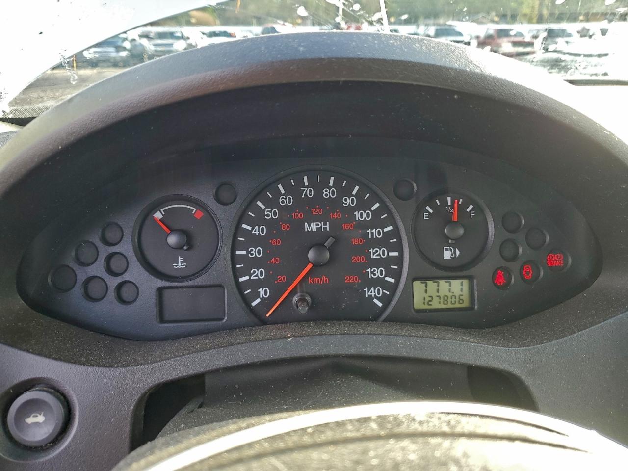 2007 FORD FOCUS ZX4 photo 9