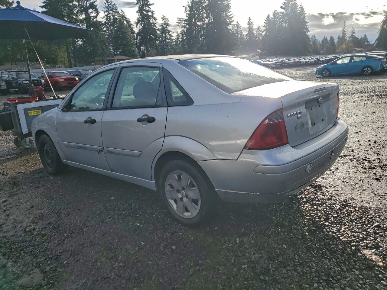 2007 FORD FOCUS ZX4 photo 2