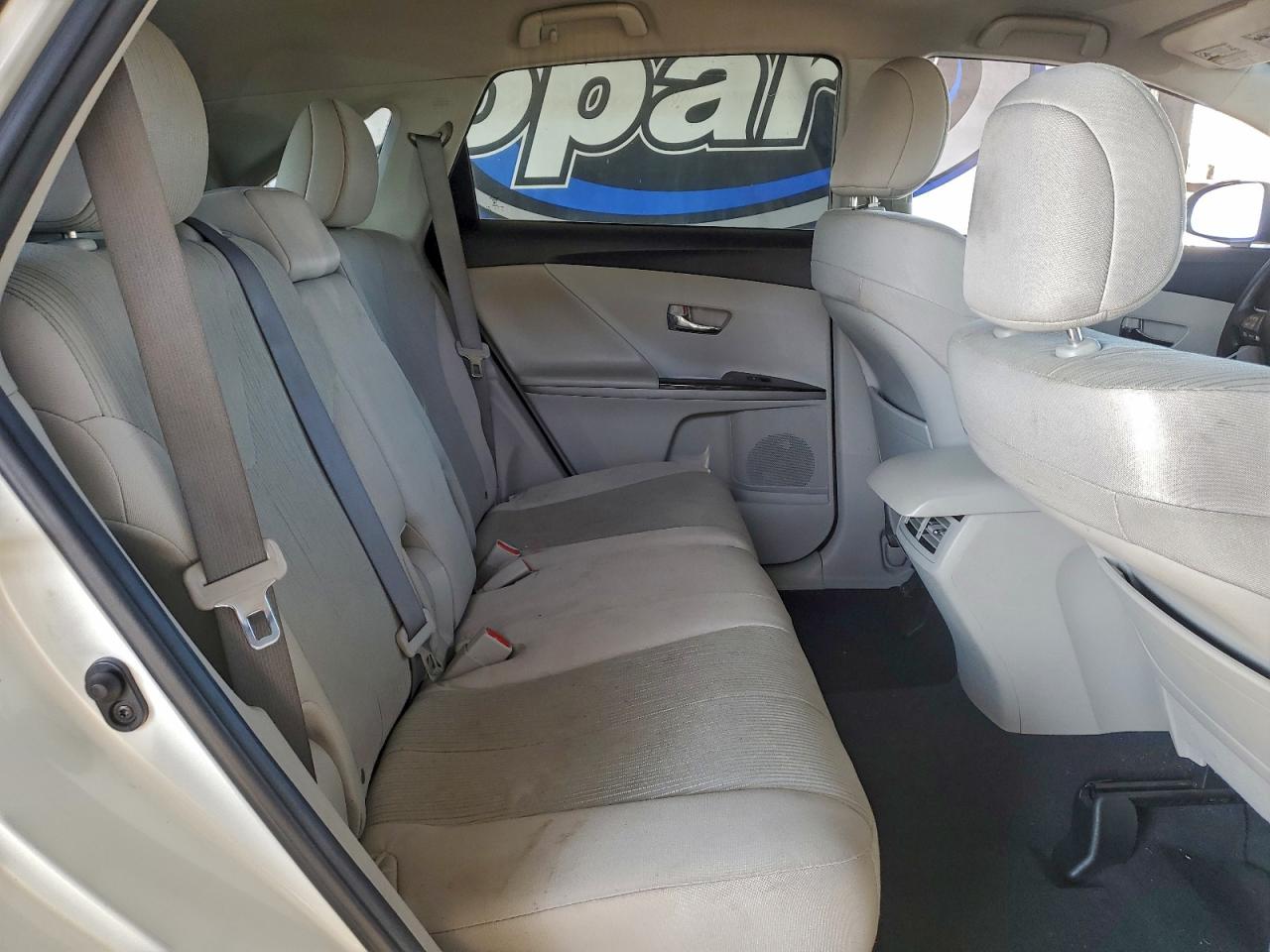 2011 TOYOTA VENZA photo 10
