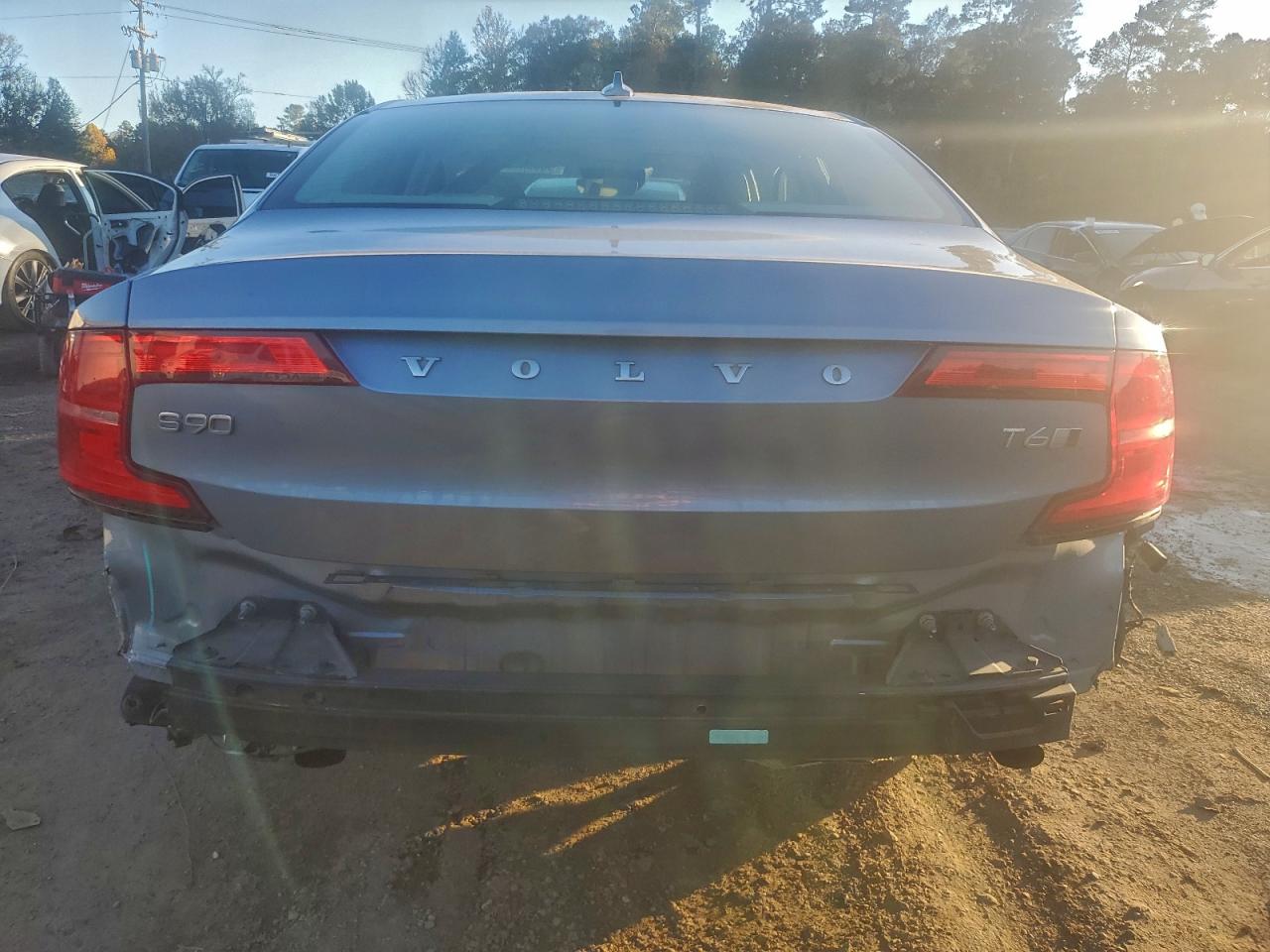 2017 VOLVO S90 T6 INSCRIPTION photo 6