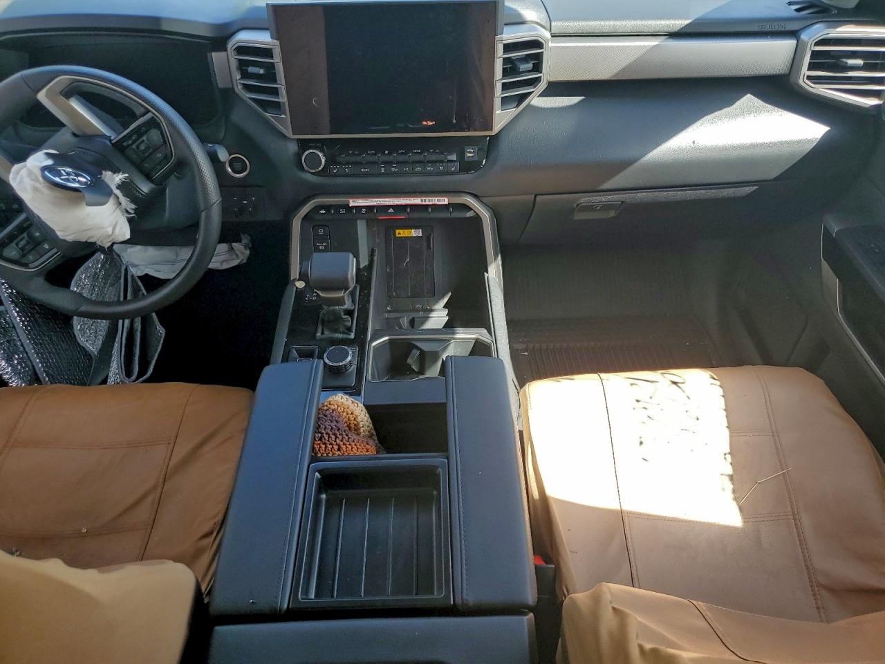 2024 TOYOTA TUNDRA CREWMAX LIMITED photo 8