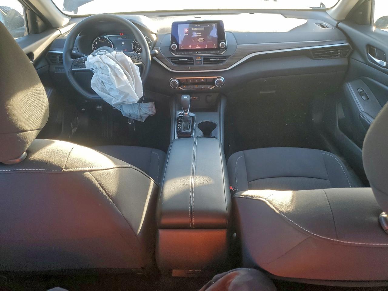 2025 NISSAN ALTIMA SV photo 8
