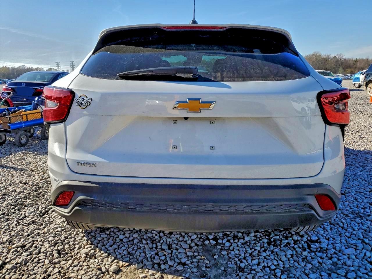2025 CHEVROLET TRAX LS photo 6