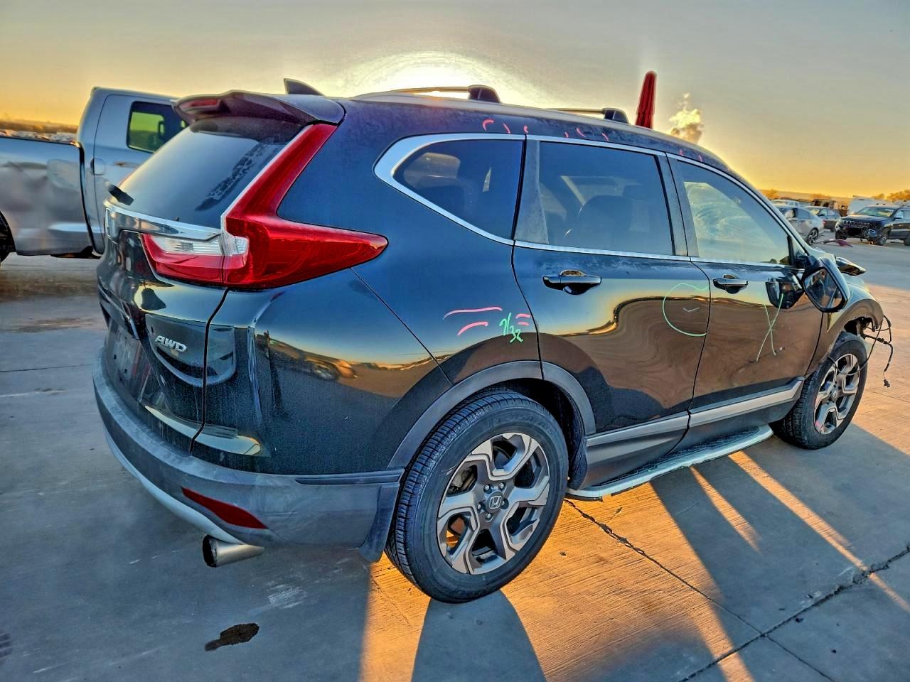 2017 HONDA CR-V EXL photo 3