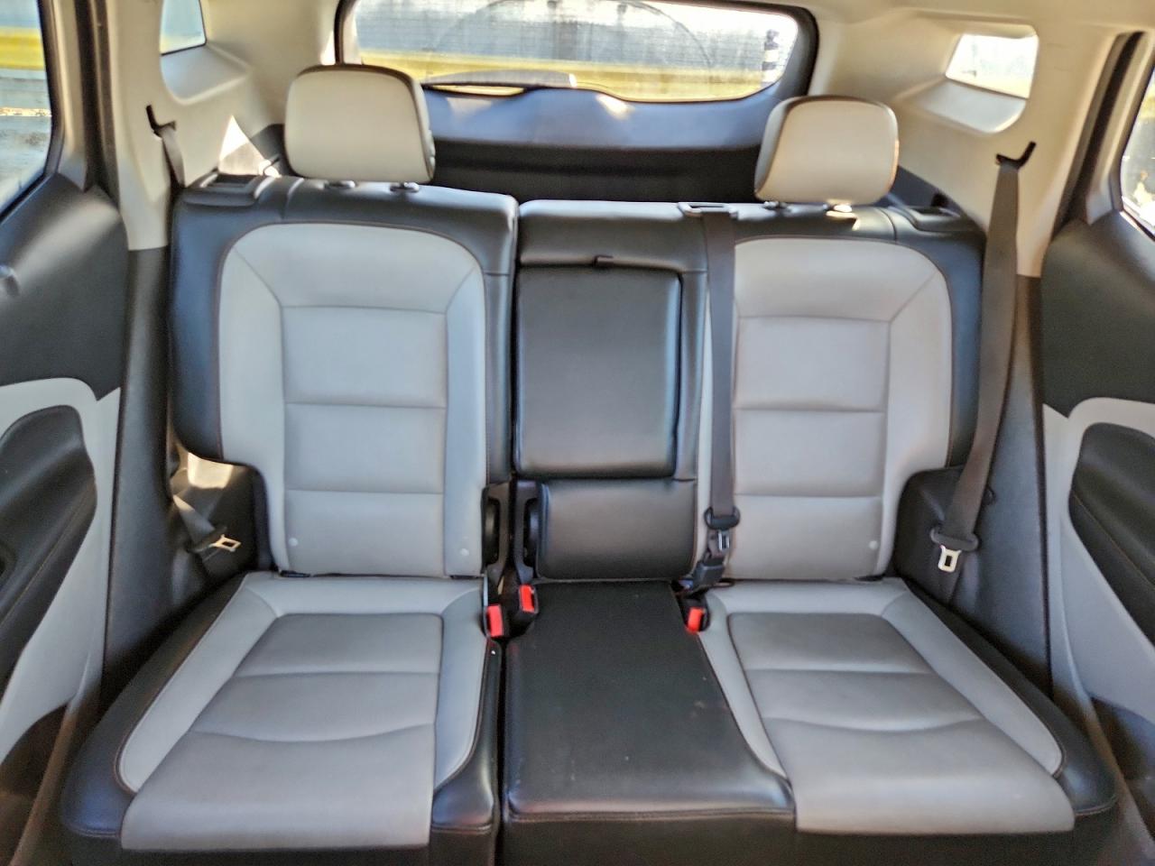 2019 GMC TERRAIN SLT photo 10