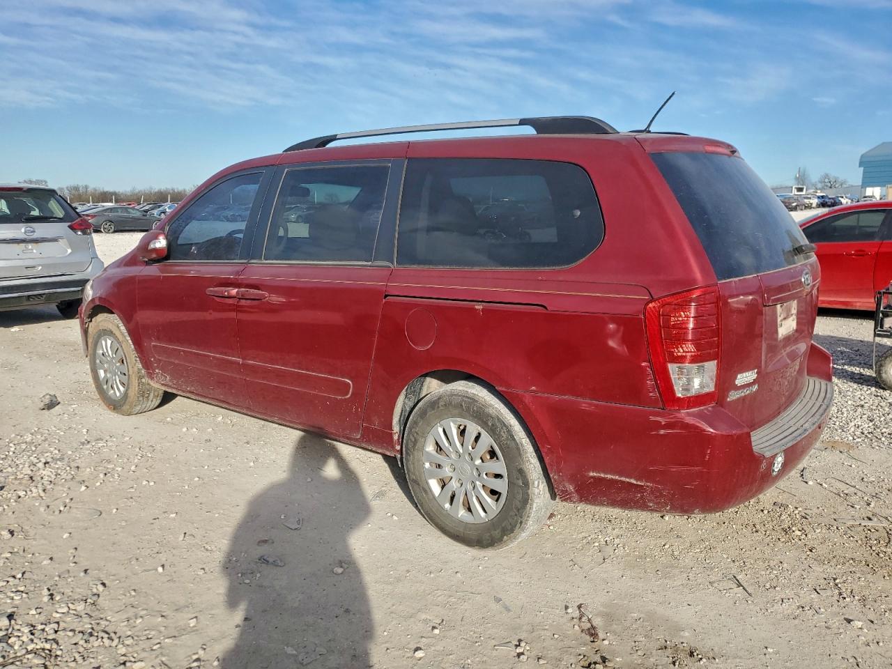 2011 KIA SEDONA LX photo 2