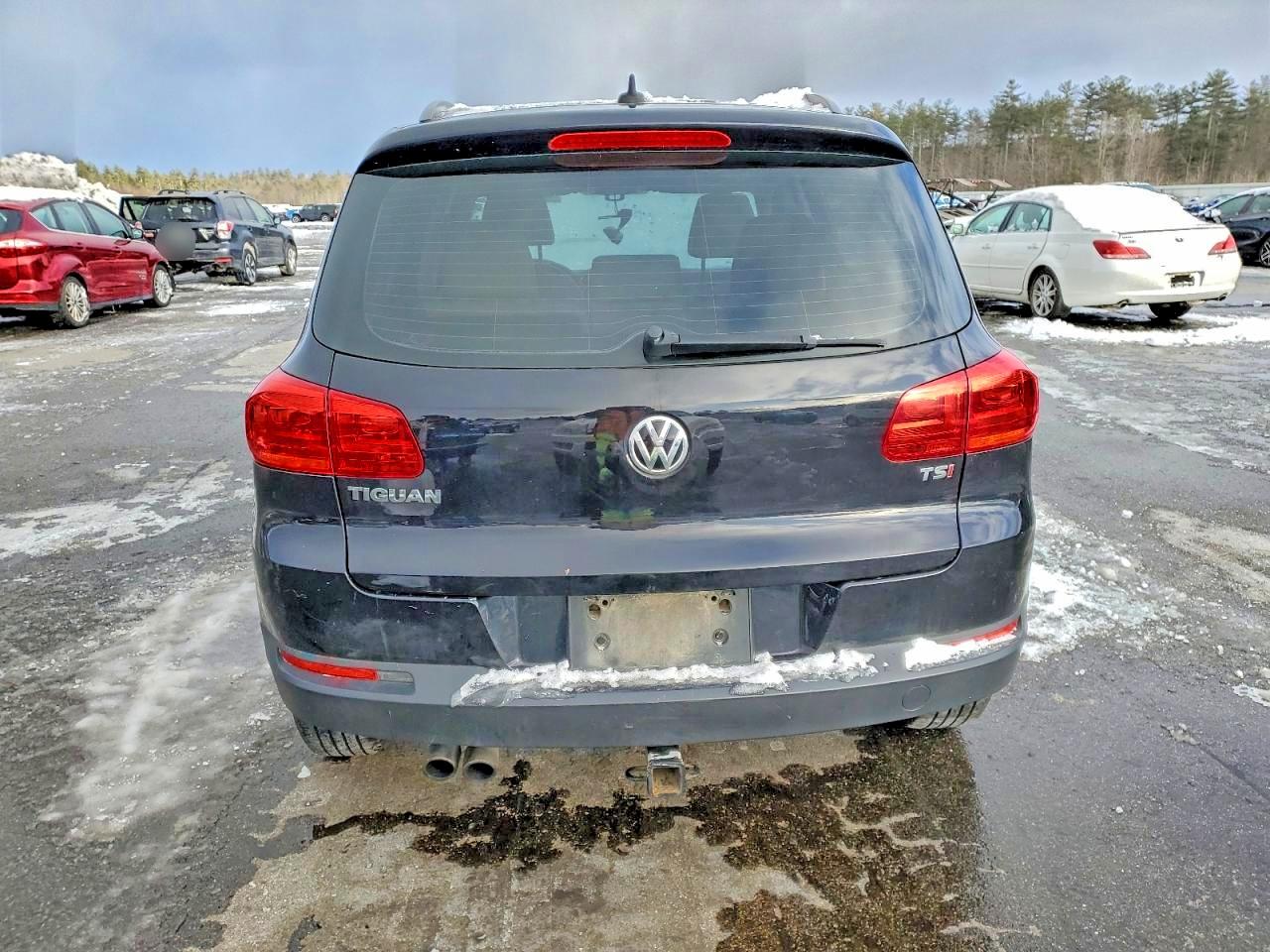 2017 VOLKSWAGEN TIGUAN S photo 6
