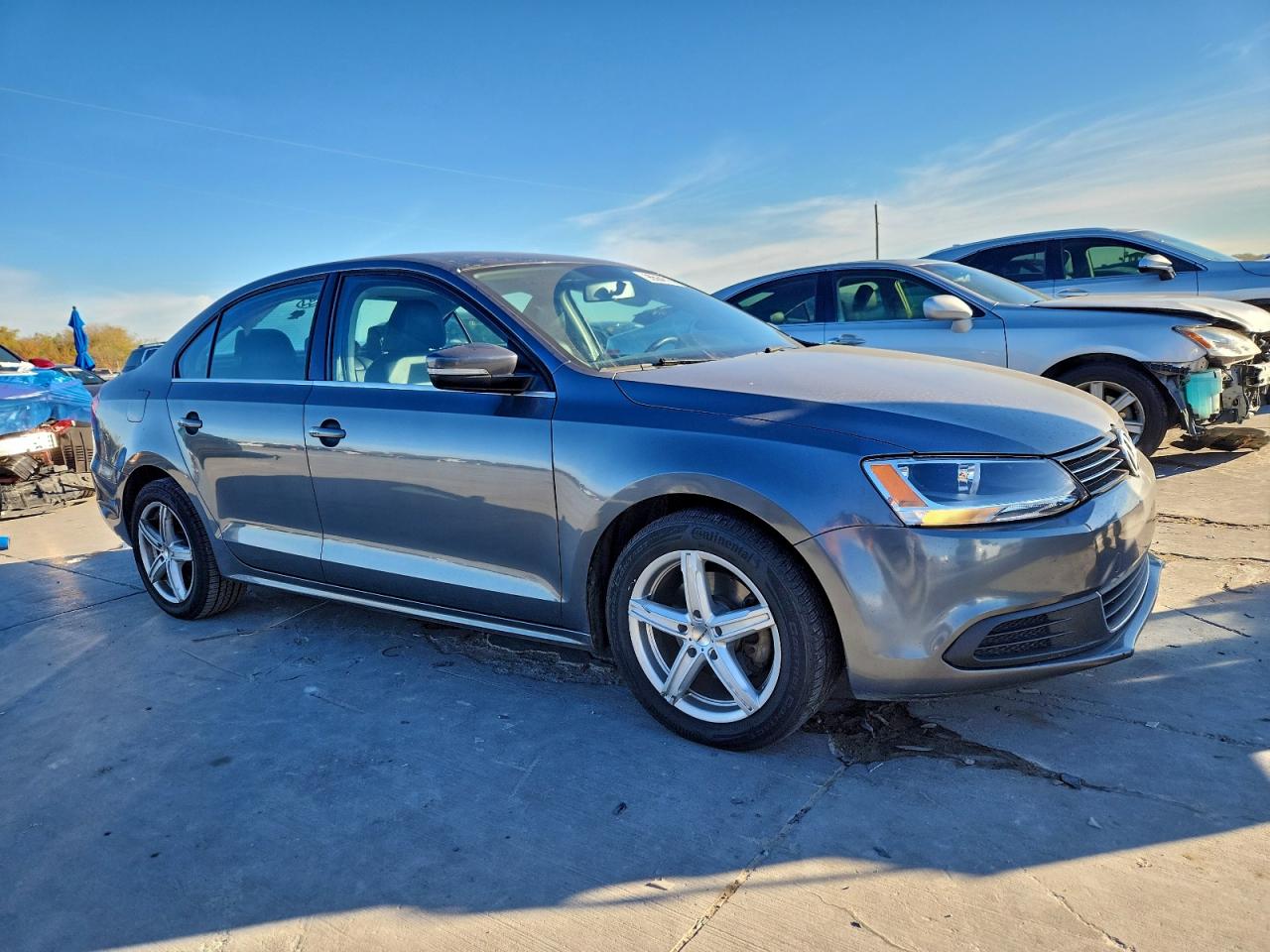 2013 VOLKSWAGEN JETTA SE photo 4