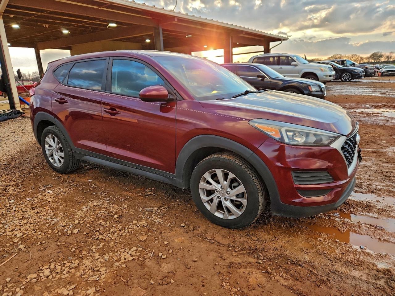 2019 HYUNDAI TUCSON SE photo 4