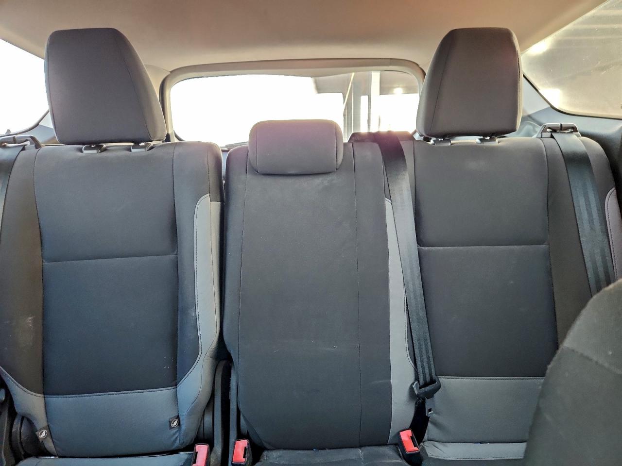 2015 FORD ESCAPE S photo 19