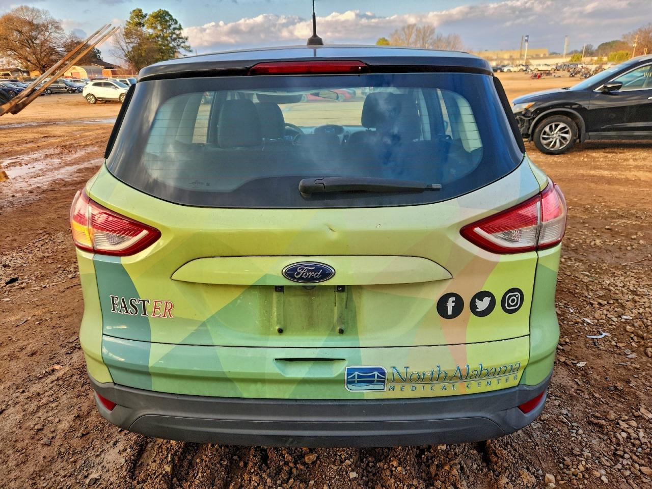 2015 FORD ESCAPE S photo 11
