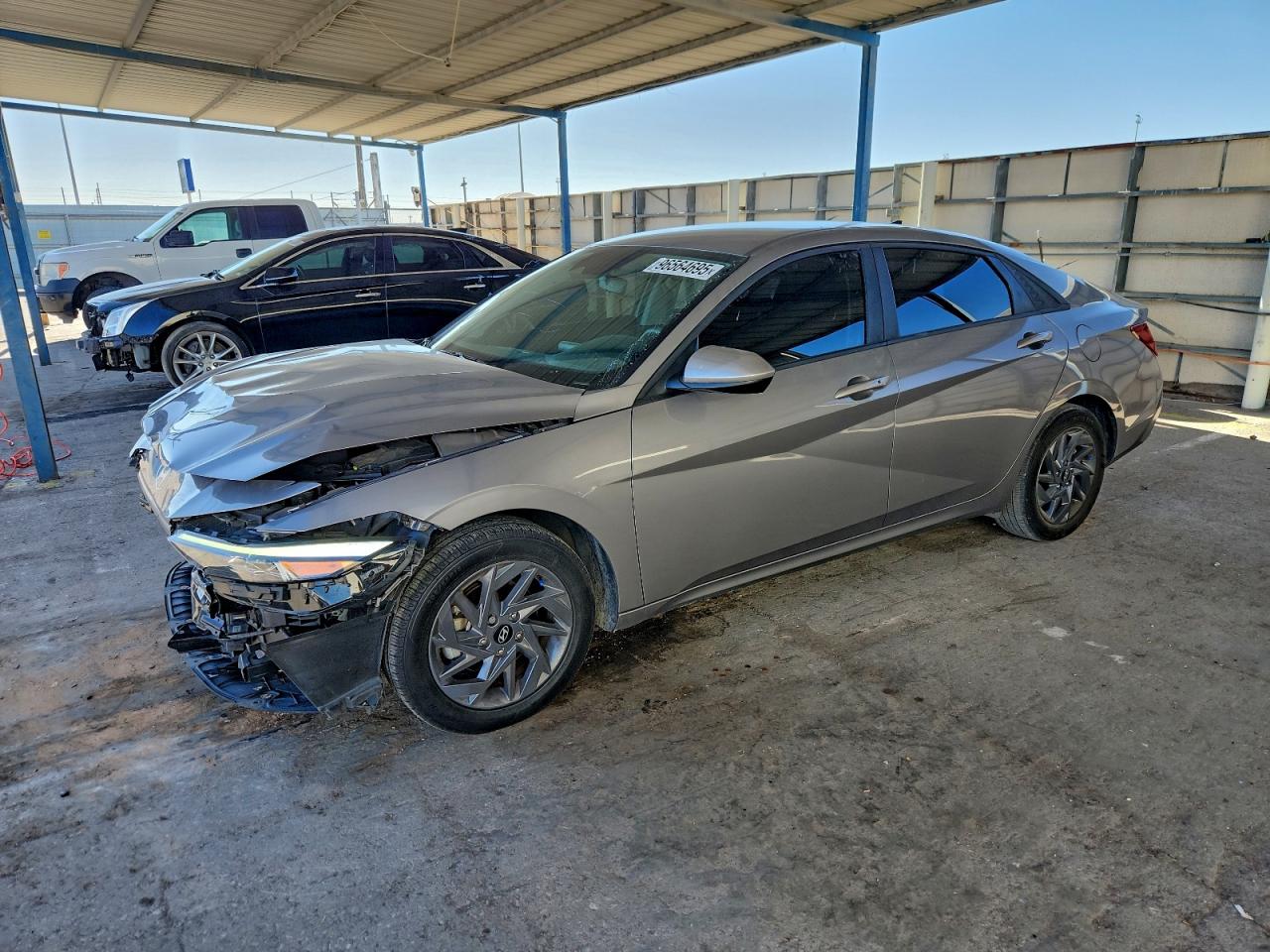 2024 HYUNDAI ELANTRA