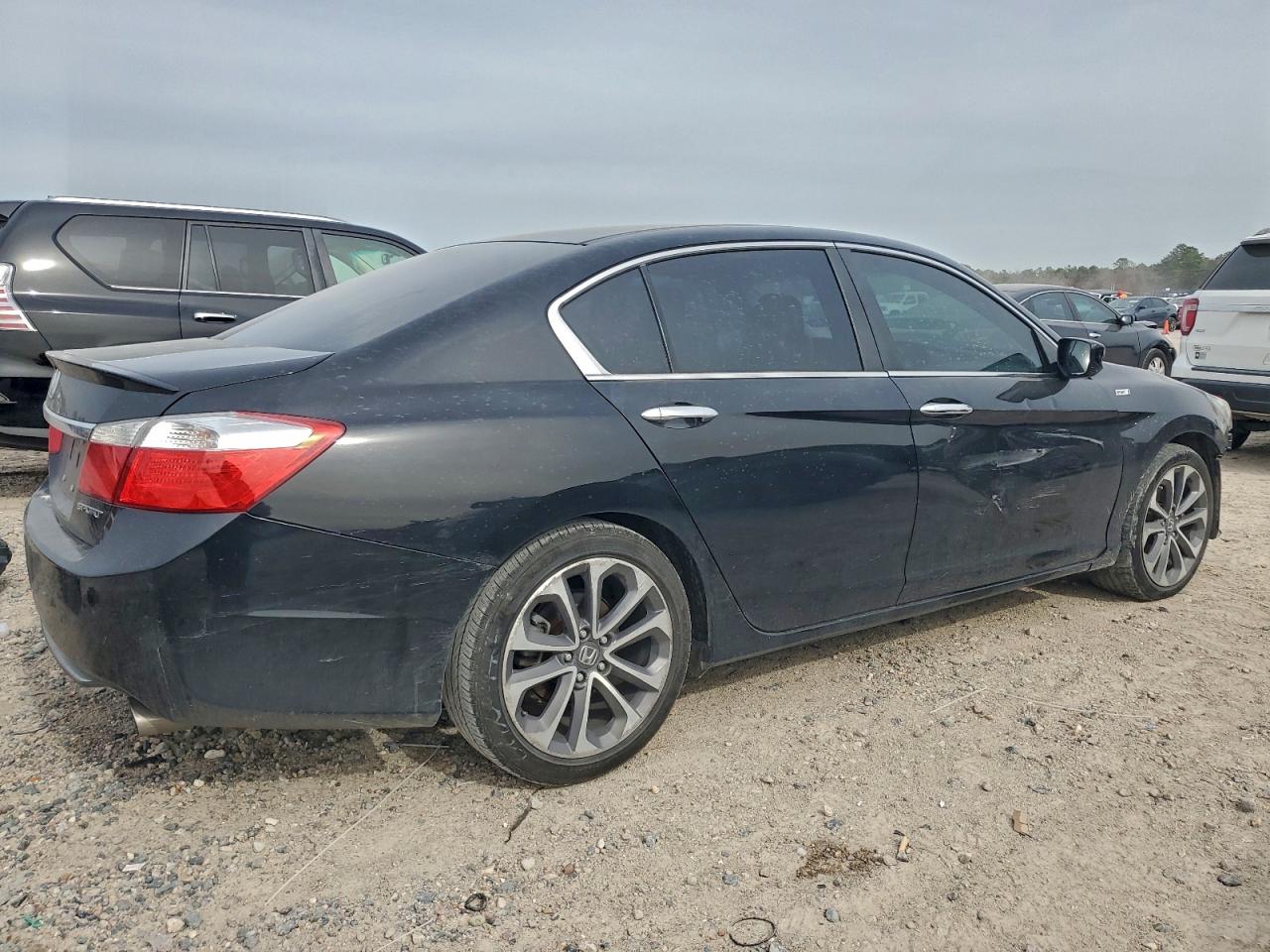 2013 HONDA ACCORD SPORT photo 3