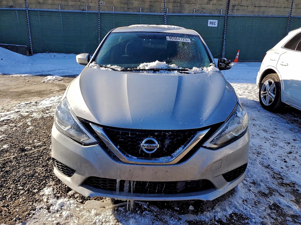 2019 NISSAN SENTRA S photo 5