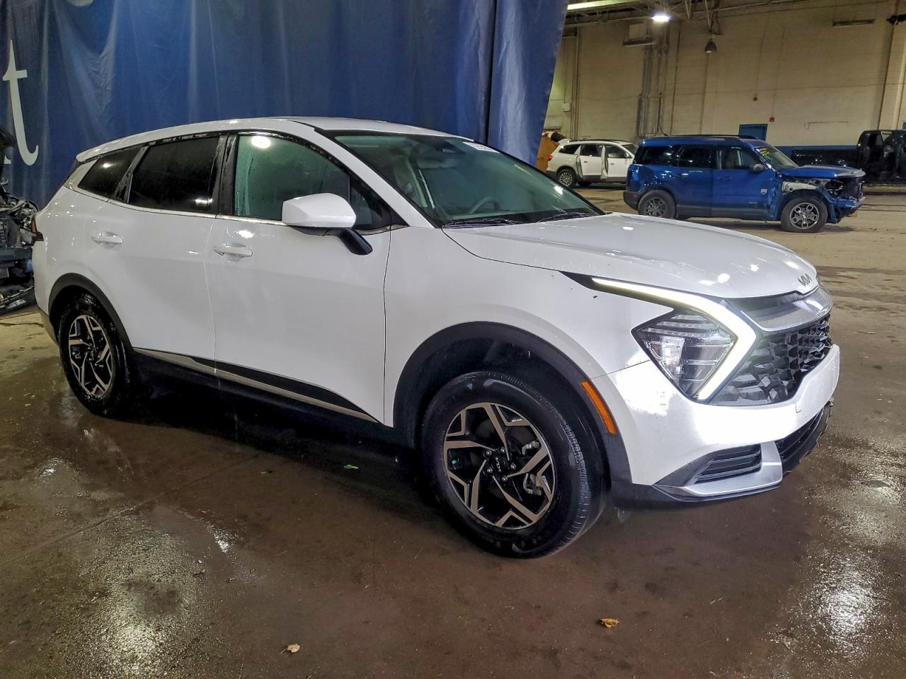 2025 KIA SPORTAGE LX photo 4