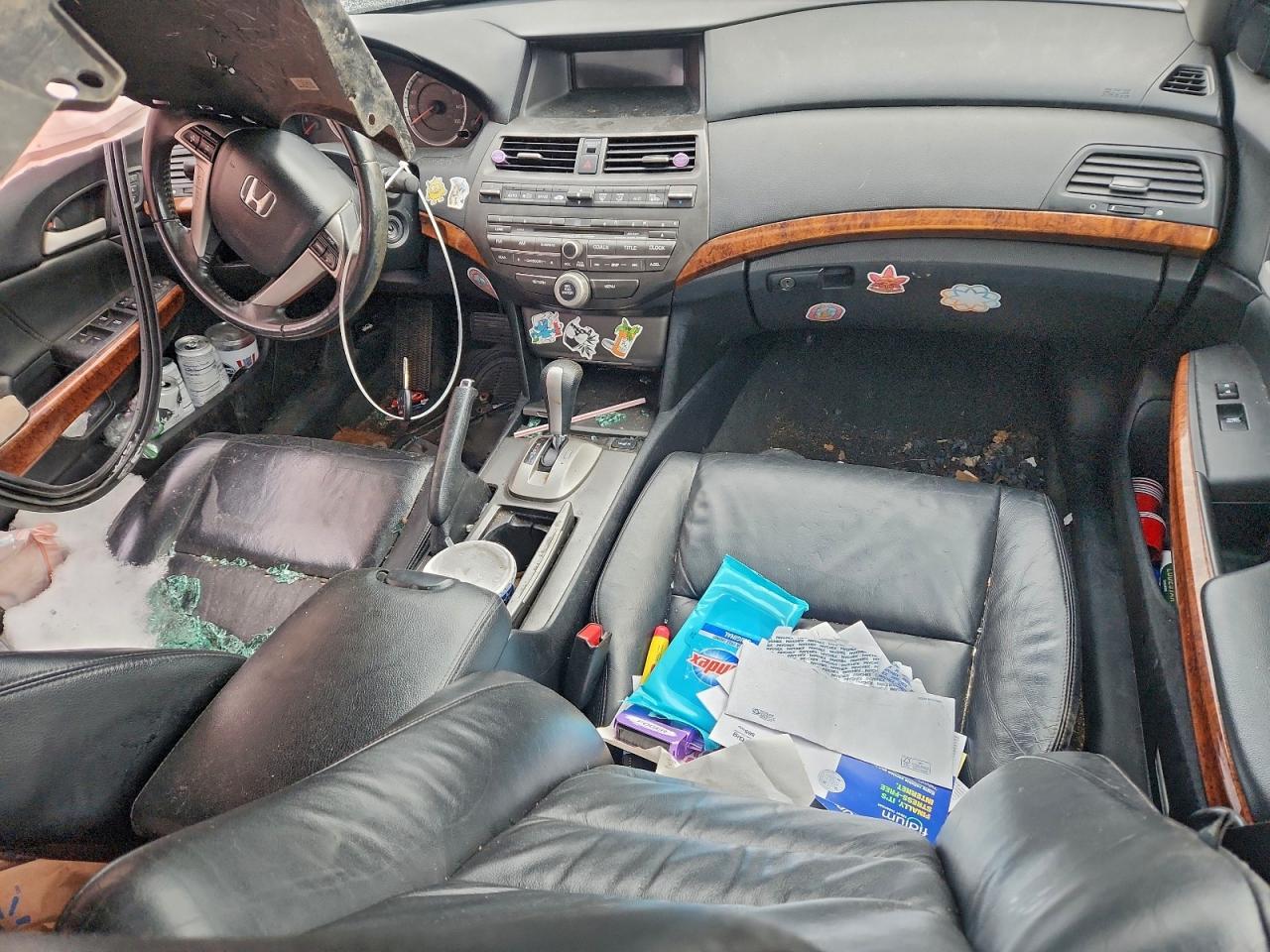 2011 HONDA ACCORD EXL photo 8