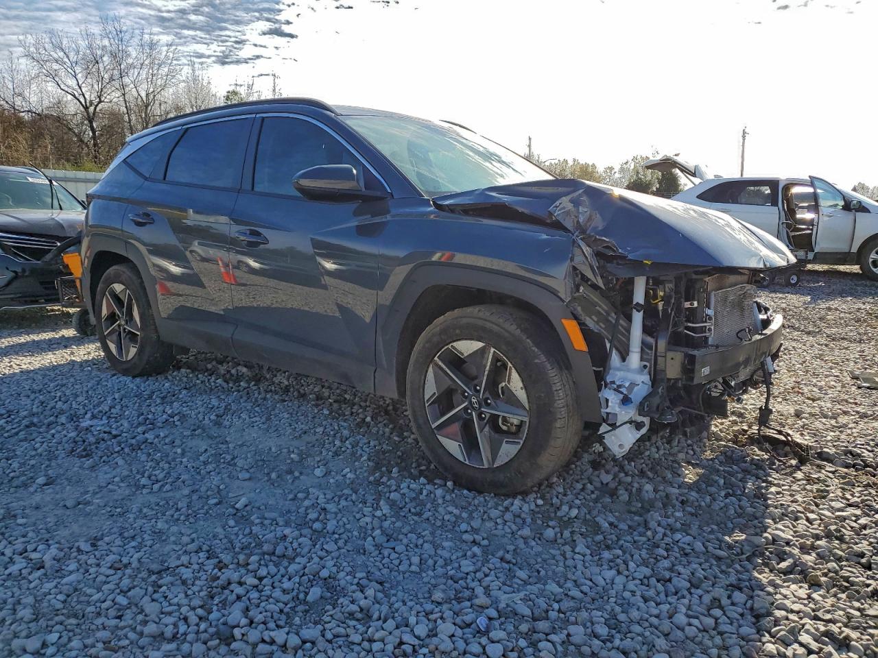 2025 HYUNDAI TUCSON SEL photo 4